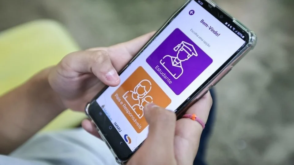 ‘Sou estudante Manaus’: veja como usar o app que facilita o acesso à carteirinha estudantil
