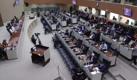 Aumento do salário dos vereadores de Manaus será votado na próxima segunda-feira (9)