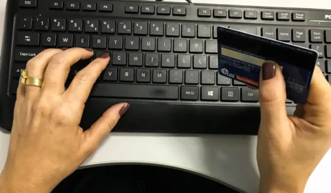 Shein, AliExpress, Shopee: estados anunciam alta no ICMS para compras online de 17% para 20%