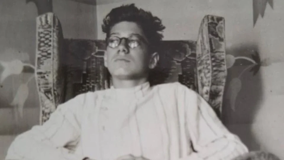 Escritor Dalton Trevisan morre aos 99 anos