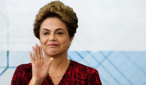 Dilma recebe anistia política e indenização de R$ 100 mil