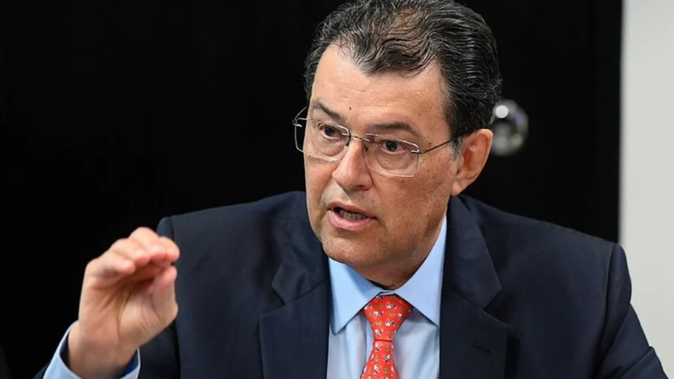 Relatório da regulamentação da Reforma Tributária é lido hoje (10) na CCJ do Senado
