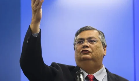 Câmara tem até 20h para esclarecer emendas