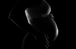 Casos de sífilis em gestantes crescem no Acre: veja como prevenir e tratar a infecção