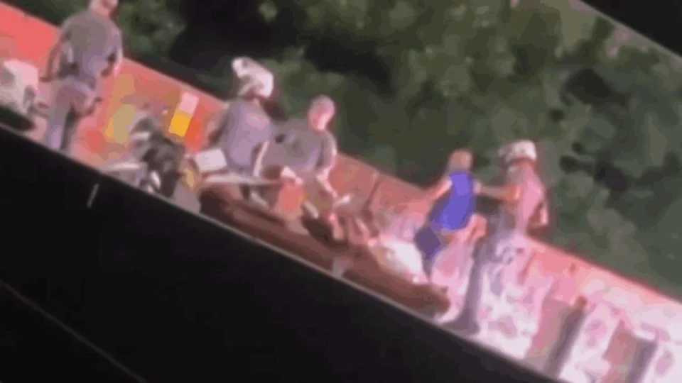 Corregedoria pede prisão de PM que jogou homem de ponte em SP