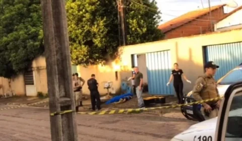 Jovem de 18 anos é morto a tiros na porta de casa em Palmas