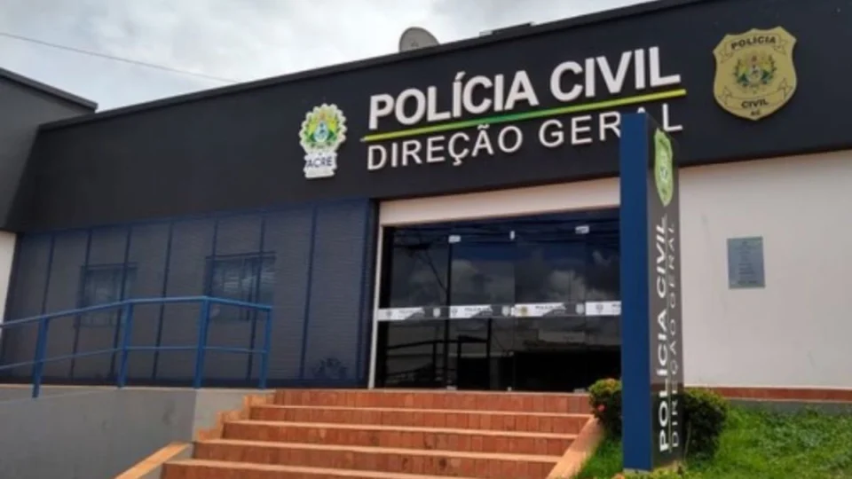 Homem é preso no Acre após furtar cartão bancário de idoso de 81 anos