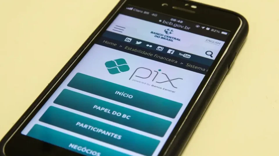 Banco Central endurece regras para participação no Pix em 2025