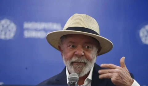 Lula critica juros altos e reforça compromisso fiscal