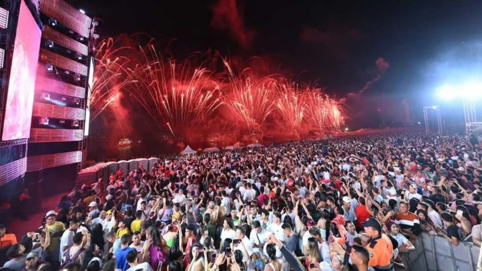 Palcos onde os manauaras vão celebrar a virada: Ponta Negra, Amarelinho e Parque Amazonino Mendes