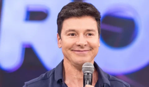 Rodrigo Faro se despede da Record neste domingo (29); saiba para onde ele vai