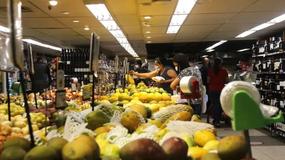 Ceia de Natal no Acre fica até 45% mais cara em 2024