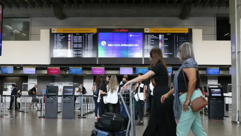 Voa Brasil leva 20 mil aposentados a destinos nacionais