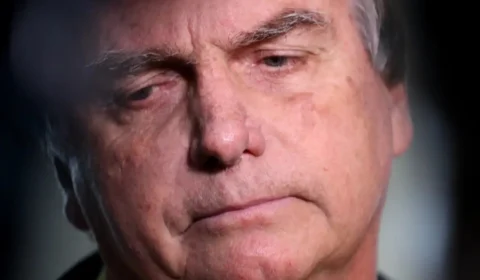 Bolsonaro sobre decisão de Moraes: ‘posso fugir agora, qualquer um pode’
