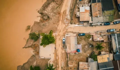 Governo envia equipe à Bolívia para negociar construção de muros no Rio Acre; entenda
