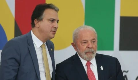 Bolsa para professores e estudantes de licenciatura: conheça novo programa de Lula