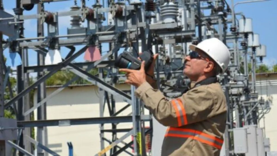 Confira os bairros que devem ficar sem energia hoje (6/1) em Manaus