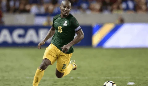 Ex-jogador do Chelsea vive experiência militar na Amazônia; confira