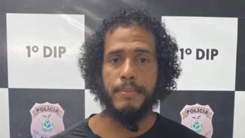 Homem é preso suspeito de tentar estuprar mulher dentro de shopping em Manaus