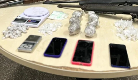 Seis homens são presos com armas pesadas e drogas na zona Leste de Manaus
