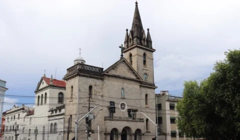 Igreja São Sebastião anuncia paralisação parcial de atividades em Manaus