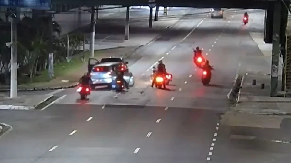 Grupo de motoqueiros é investigado por atacar e espancar agente da PF em Manaus