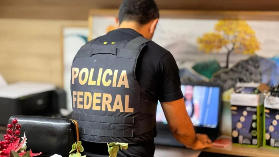 Operação Mercado B: PF mira esquema milionário de ouro ilegal na Amazônia