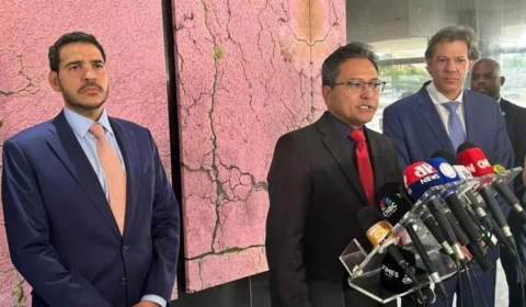 Após pressões e fake news, governo decide suspender monitoramento do Pix