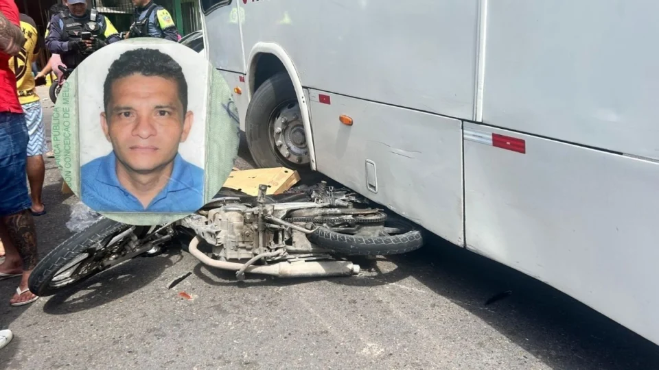 Mototaxista morre esmagado por ônibus em acidente na zona Leste de Manaus
