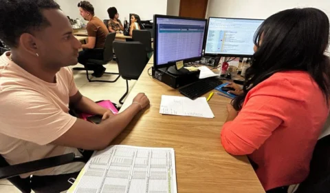 Mais de 500 aprovados no concurso da Educação tomam posse temporariamente em Palmas