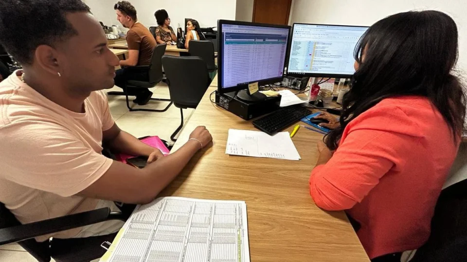 Mais de 500 aprovados no concurso da Educação tomam posse temporariamente em Palmas