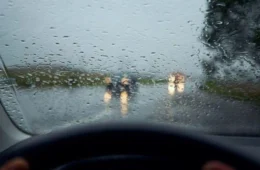 Inmet emite alerta laranja de chuvas intensas em cinco estados; veja quais