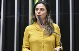 Projeto de lei pede suspensão do salário de militares denunciados por crimes na ditadura