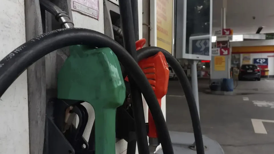 Petrobras reajusta preço do diesel a partir deste sábado (1); saiba quanto ficou