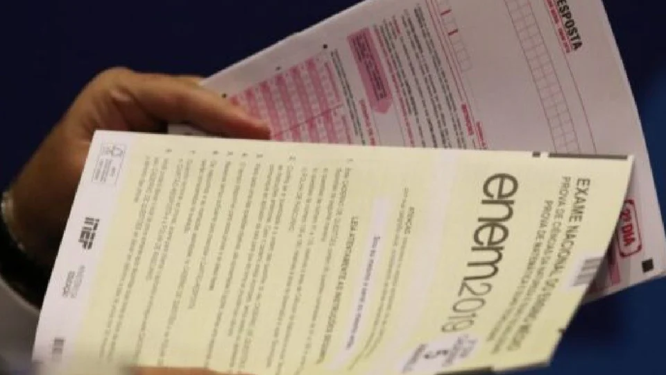 Enem 2025: veja prazo para solicitar isenção da taxa de inscrição