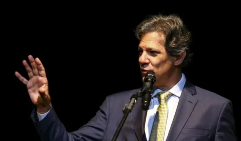 Fake news sobre Haddad: AGU cobra ação do facebook