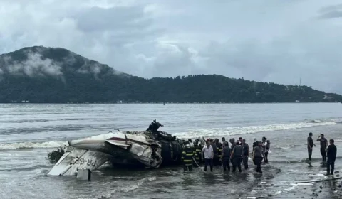 Queda de avião em Ubatuba: mãe ajudou a salvar filhos de acidente aéreo