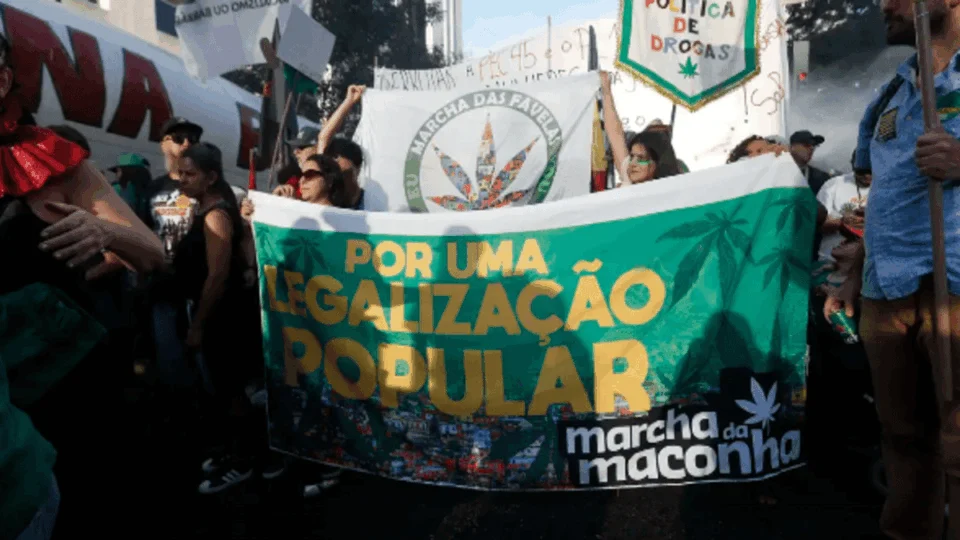 Projeto de lei no DF quer multar em até R$ 150 mil a ‘Marcha da Maconha’