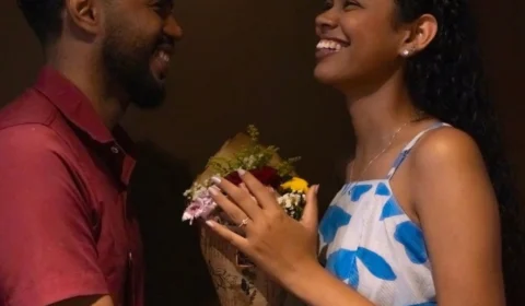 Namorado faz pedido de casamento no cinema em Palmas; veja vídeo