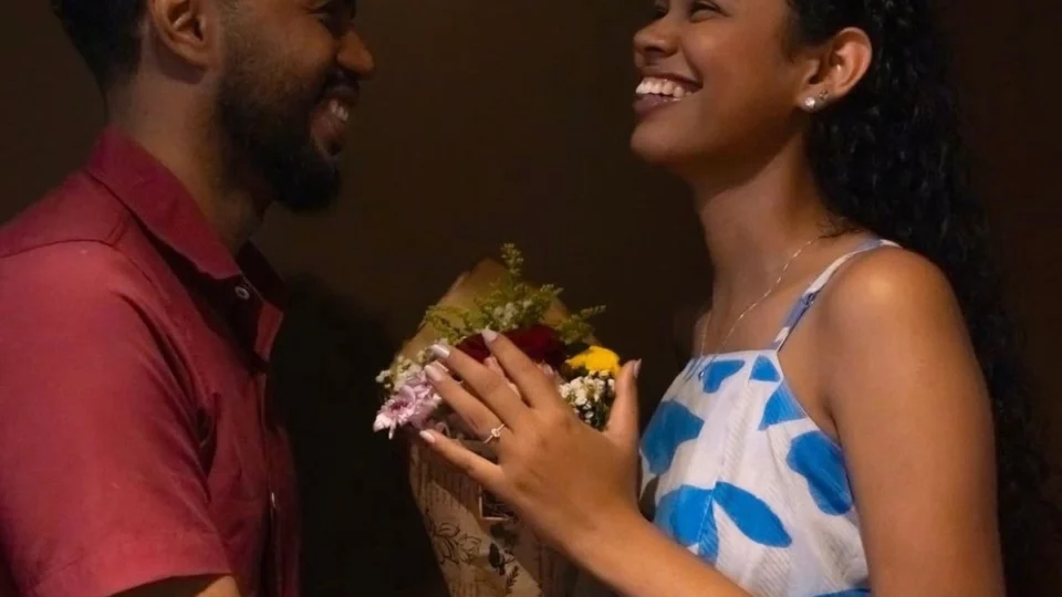 Namorado faz pedido de casamento no cinema em Palmas; veja vídeo