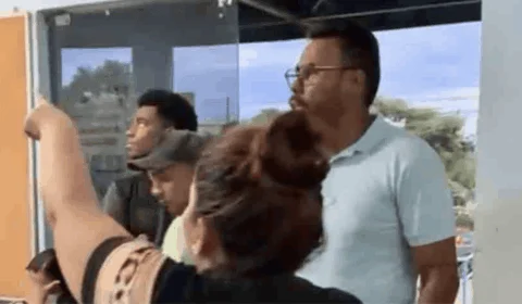 Vídeo mostra funcionários de postinho tentando impedir fiscalização de vereador em Porto Velho