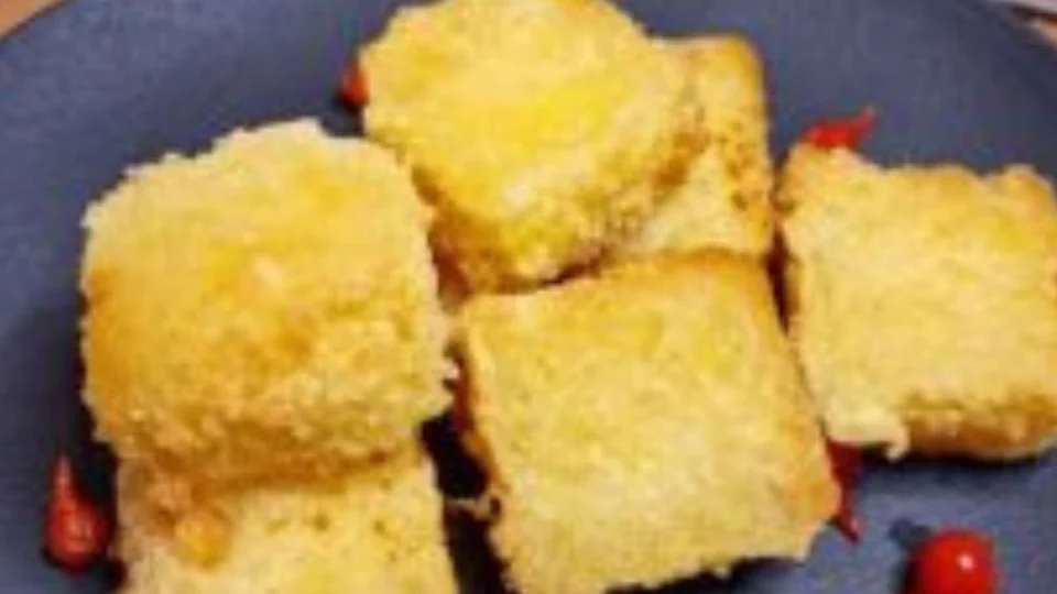 Essa receita fácil de bolinho de mandioca vai conquistar seu paladar