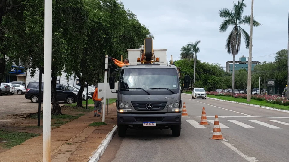 Novo tempo de semáforos começa a valer neste sábado em Palmas