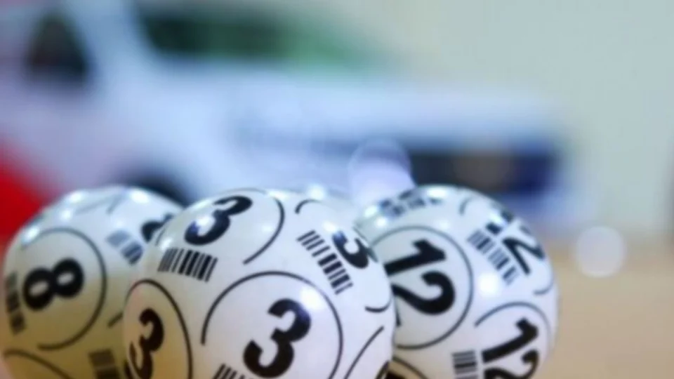 Tele Sena Semanal: quantos títulos ganharam prêmios no domingo (12/01)?