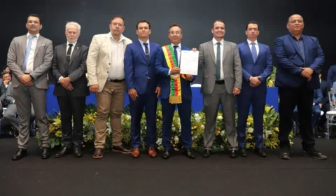 Wagner Rodrigues toma posse do segundo mandato em Araguaína