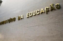 Professores terão desconto de 15% em diárias de hotéis no Brasil; entenda a iniciativa do governo