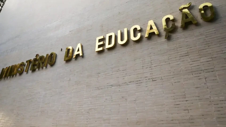Professores terão desconto de 15% em diárias de hotéis no Brasil; entenda a iniciativa do governo