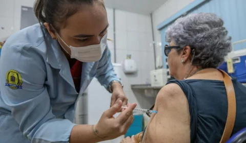 Vacina da Gripe 2025: quem pode tomar, riscos e benefícios explicados em guia completo