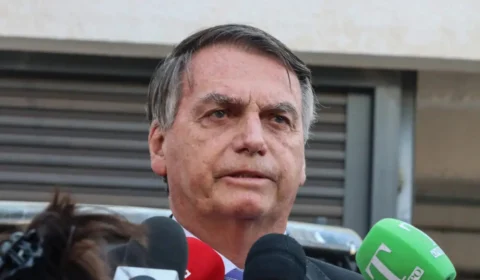 Golpe de estado: Bolsonaro pede prazo de 83 dias para responder à denúncia