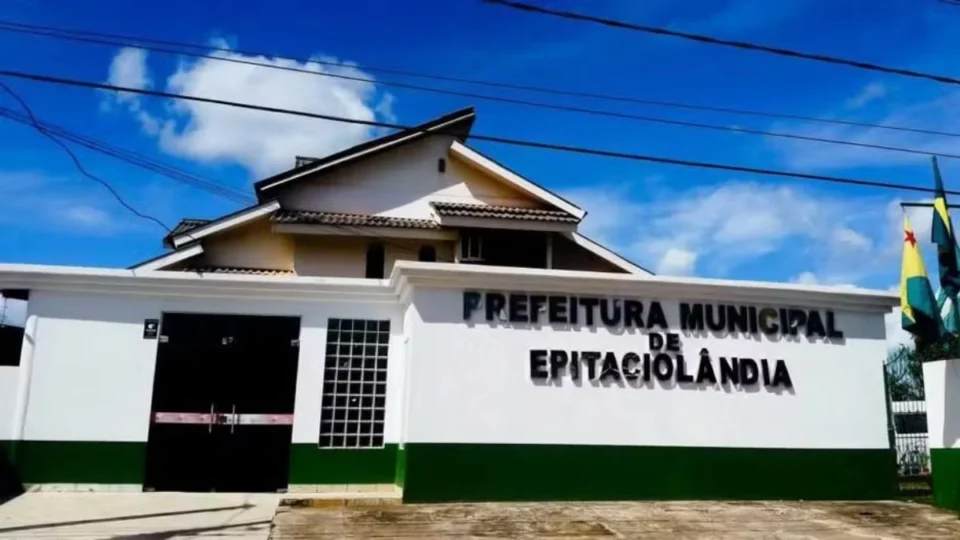 Ganhe até R$ 7,4 mil! Veja como participar do concurso público de Epitaciolândia (AC)